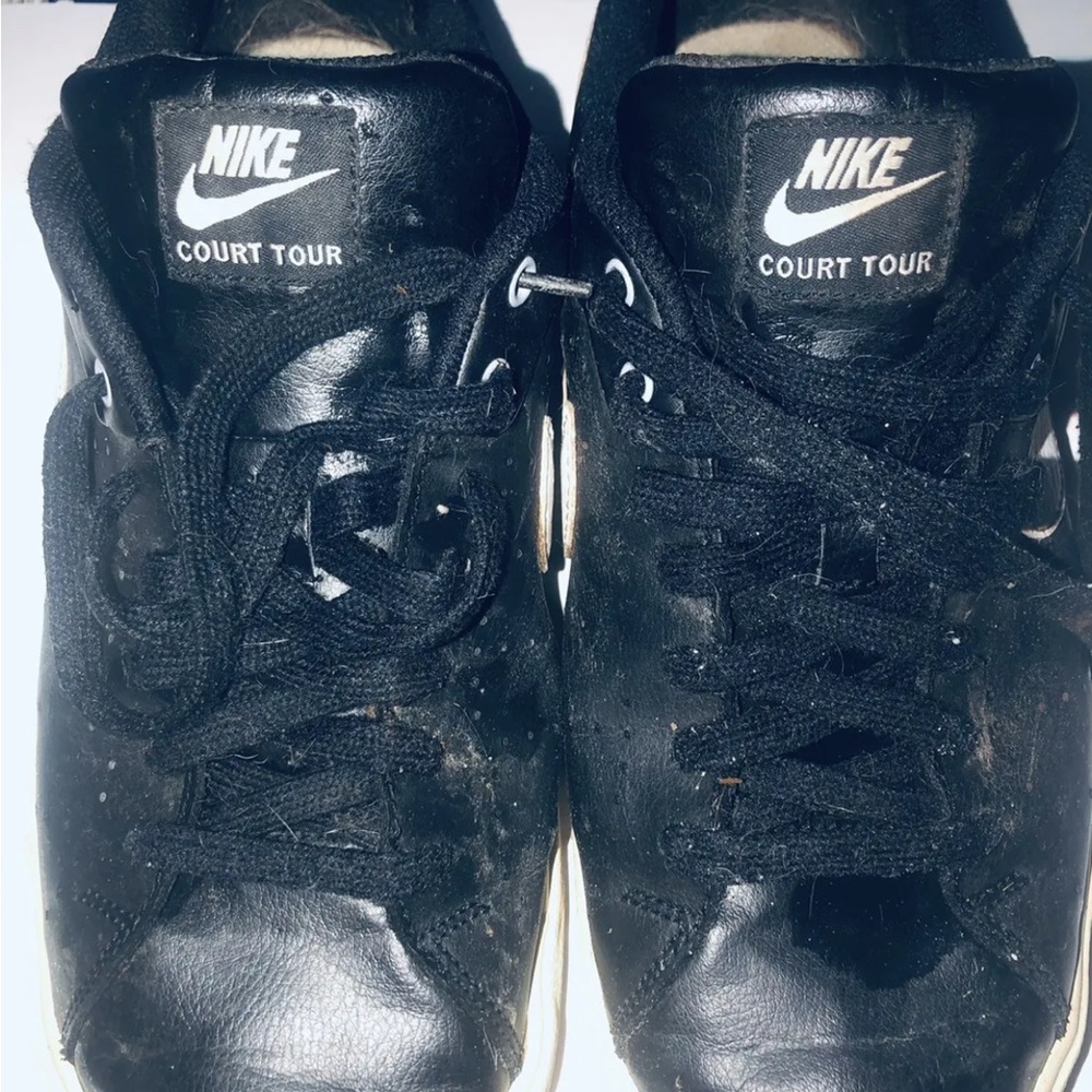 Vintage Nike COURT TOUR Black Leather Low Top Size 11